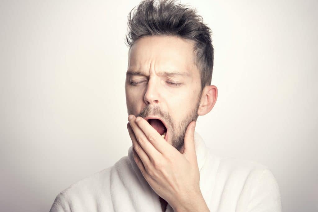 Proč je melatonin zakázaný? Vše, co potřebujete vědět o hormonu spánku 1 sander sammy DIBwWsoshGE unsplash 1