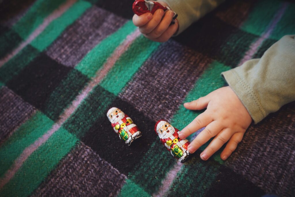 Vánoční dárky pro spánek: Tipy na dárky pro náročné spáče 2 eli pluma qw0bqenud2e unsplash