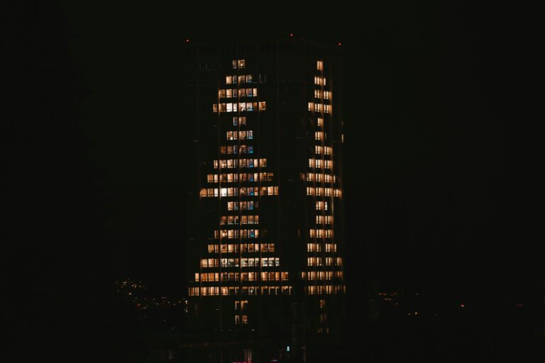 claudio schwarz o66ygft57q0 unsplash