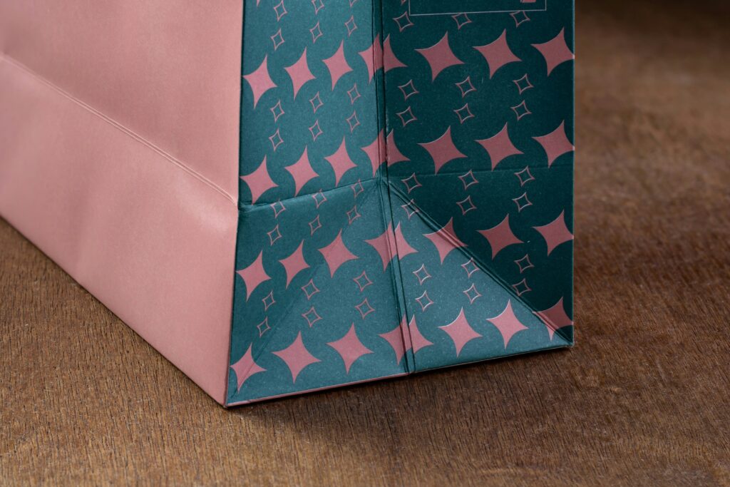 Vánoce jako z reklamy? Začněte hedvábím. 3 ian talmacs nzo8kvlzpqc unsplash