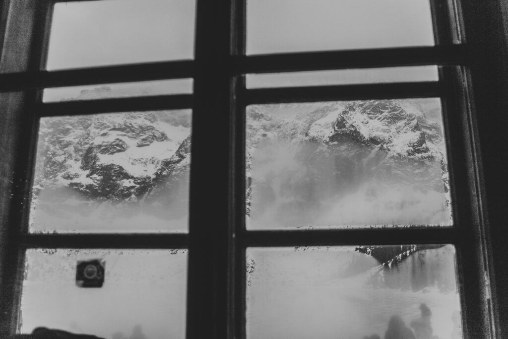 ihor malytskyi 6ugy99khlz4 unsplash