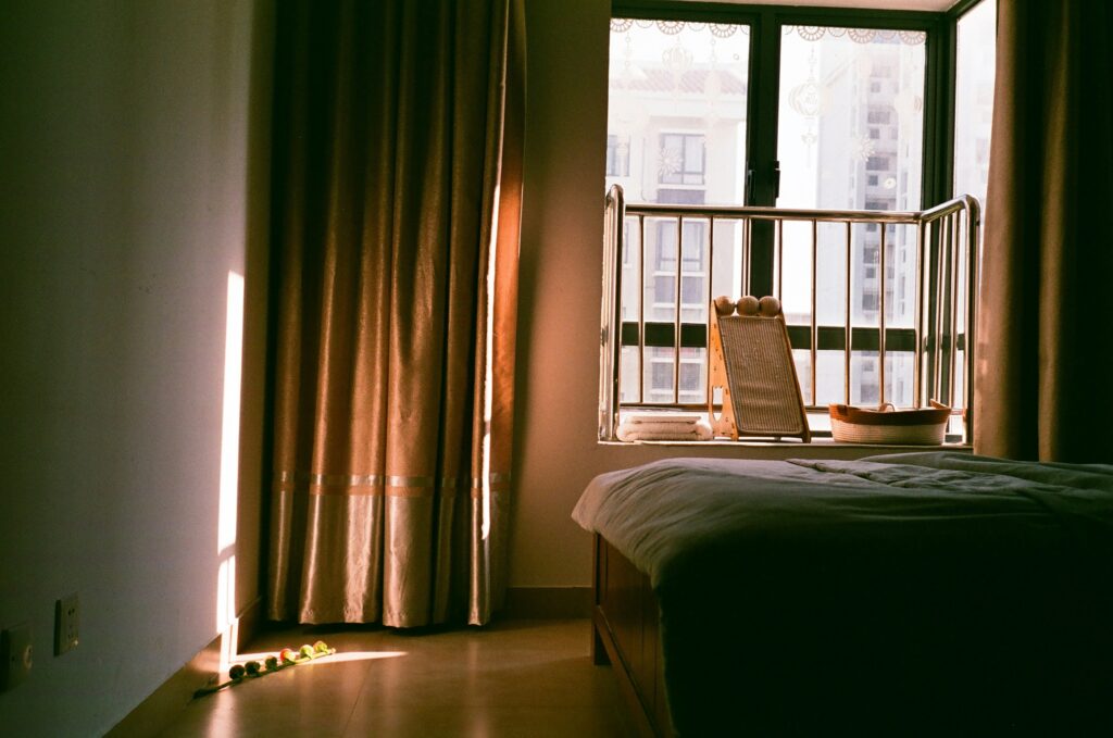 Jennifer Aniston a “komise v hlavě”: Co stojí za jejími nočními probuzeními 3 jun ren unos9a2vdks unsplash