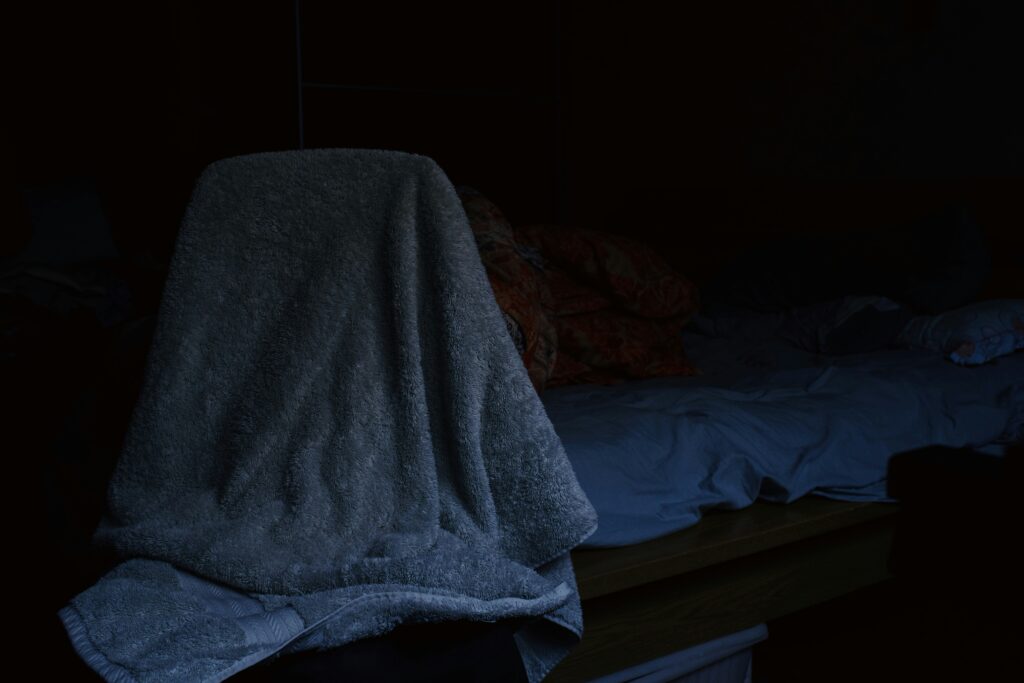 Nedostatek spánku a přejídání: Vědecké souvislosti 3 kenny v tiajfxvlg unsplash