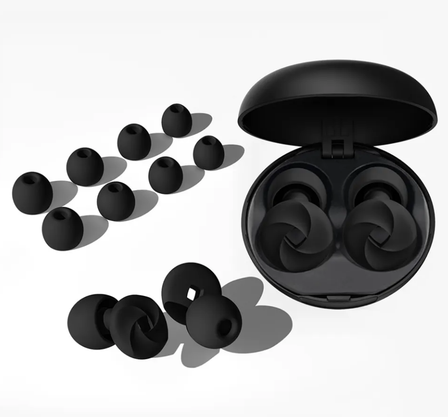 amadeus cerne cele baleni 1