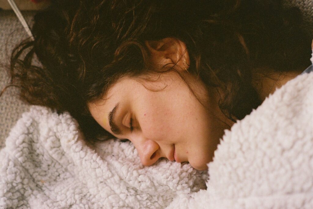 farnaz kohankhaki j0fehrskytk unsplash