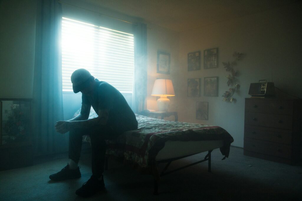 Spánek a mentální zdraví: Jak odpočinek ovlivňuje psychiku 2 jakob owens 98pkchn547q unsplash