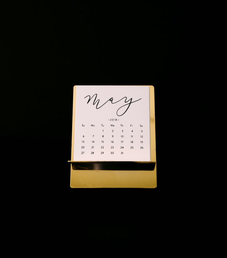 charlesdeluvio gd8c0cnkbjk unsplash