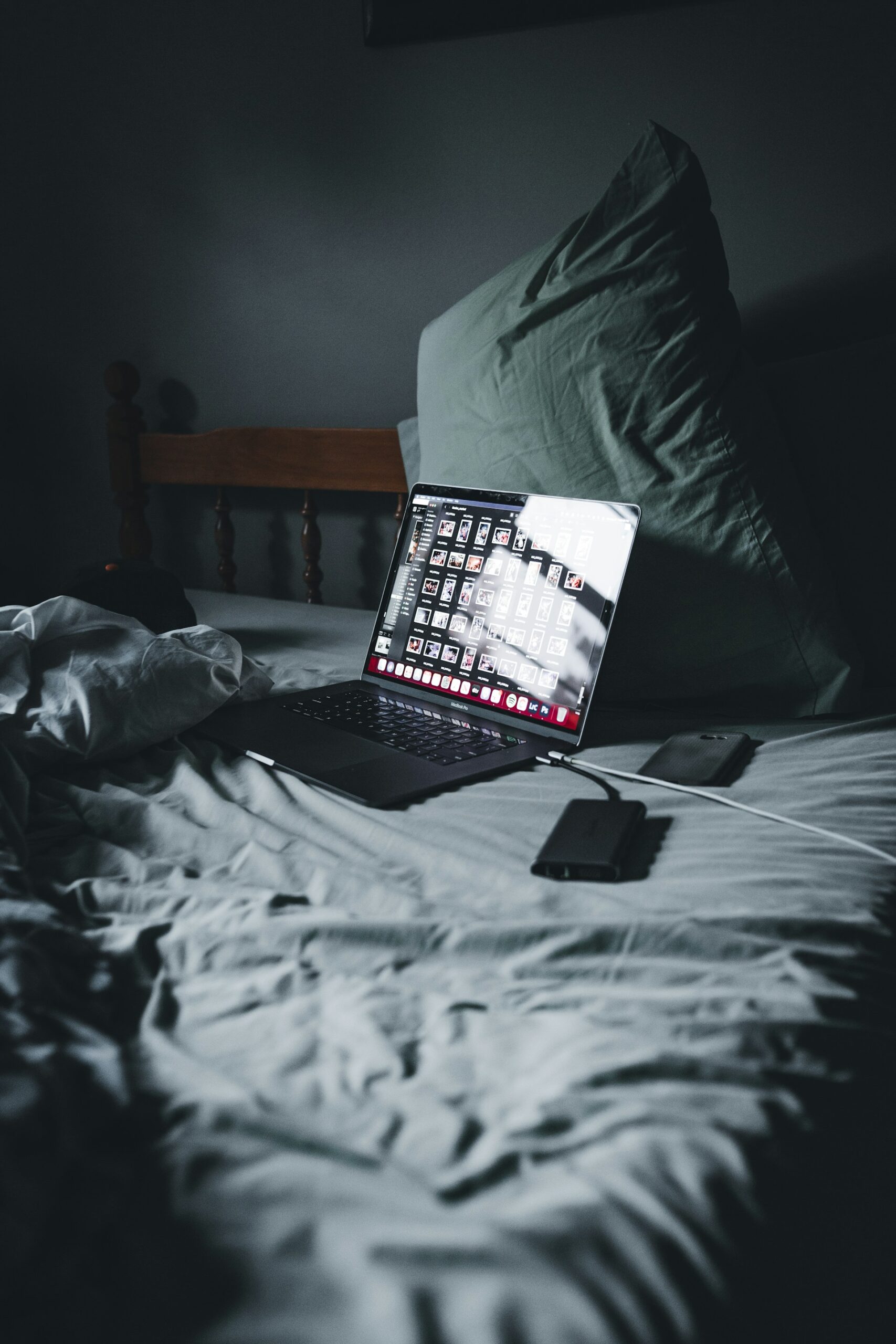 erik mclean v41tdqglmc0 unsplash scaled