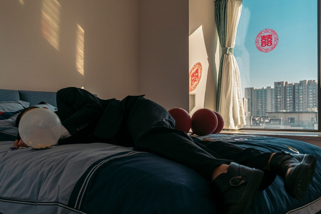 Nejlepší spánkové polohy pro regeneraci svalů po tréninku 2 guogete kmsc6vyjc7c unsplash