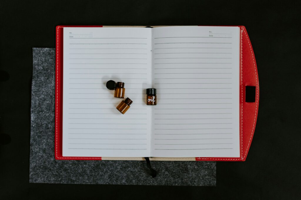 Od heřmánku po ylang-ylang: Jak vybrat aroma olej, který vám skutečně pomůže spát 1 kelly sikkema dnwp0gx 2ec unsplash