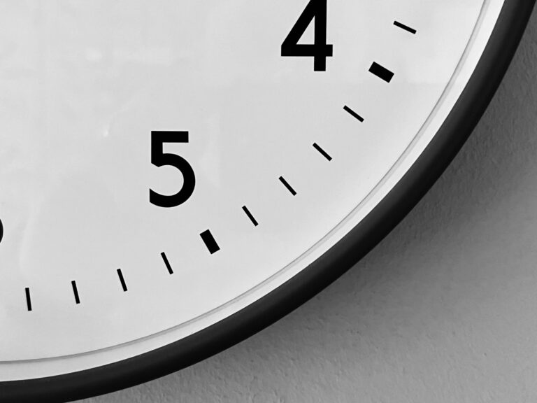 lee peterson kkxnooespm8 unsplash