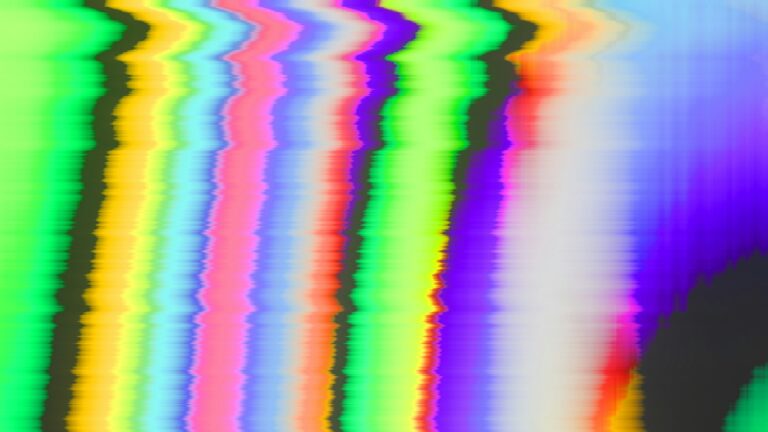 logan voss qxcgrlupqqq unsplash