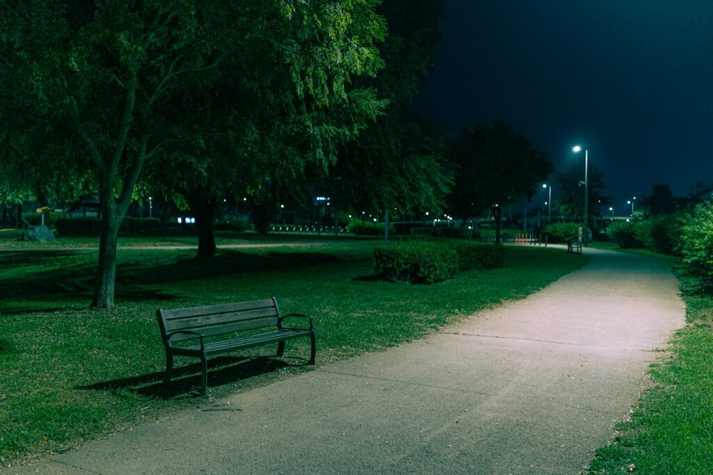 Jak znovu usnout po nočním probuzení bez stresu a přemýšlení 3 sq lim yl2nv6gjxfa unsplash